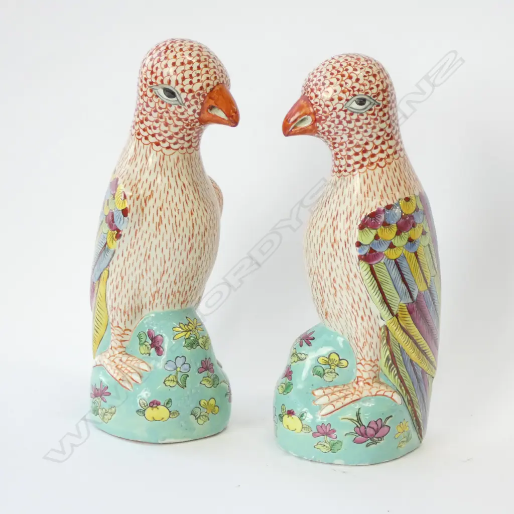 PAIR OF HIGHLY DECORATIVE CHINESE BIRD ORNAMENTS Image 1++