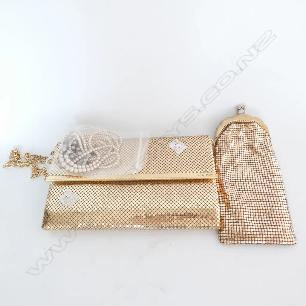 OROTON MESH HANDBAG + COIN PURSE & COSTUME PEARL NECKLACE Image 1++
