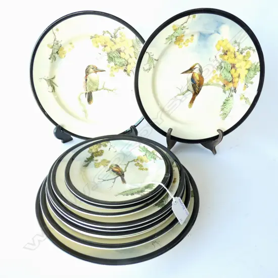 ROYAL DOULTON KOOKABURRA PLATES - 11 VARIOUS SIZES
