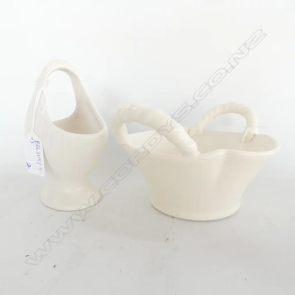 2 WHITE BASKET VASES Image 1++