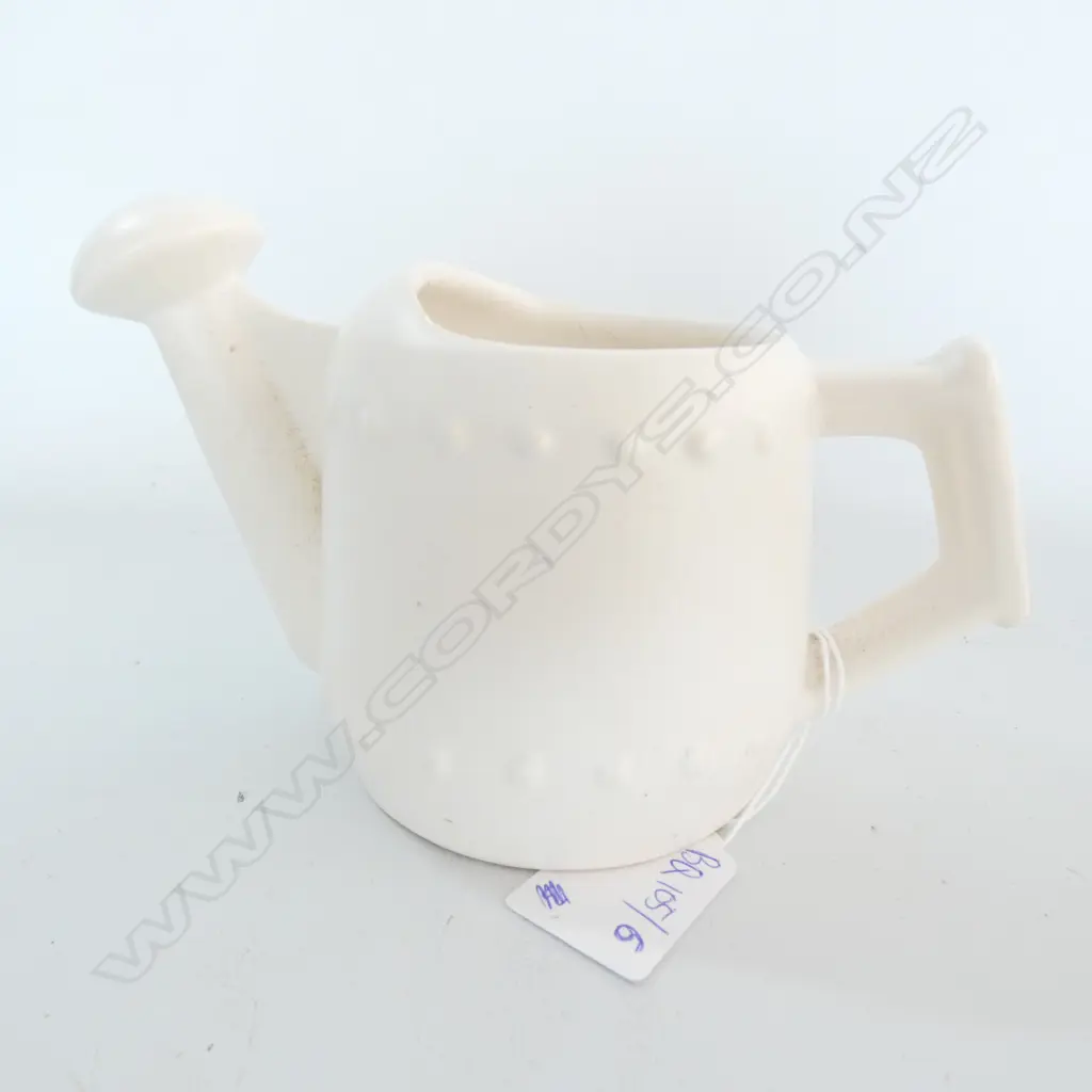 CROWN LYNN WATERING CAN VASE H. 100MM Image 1++