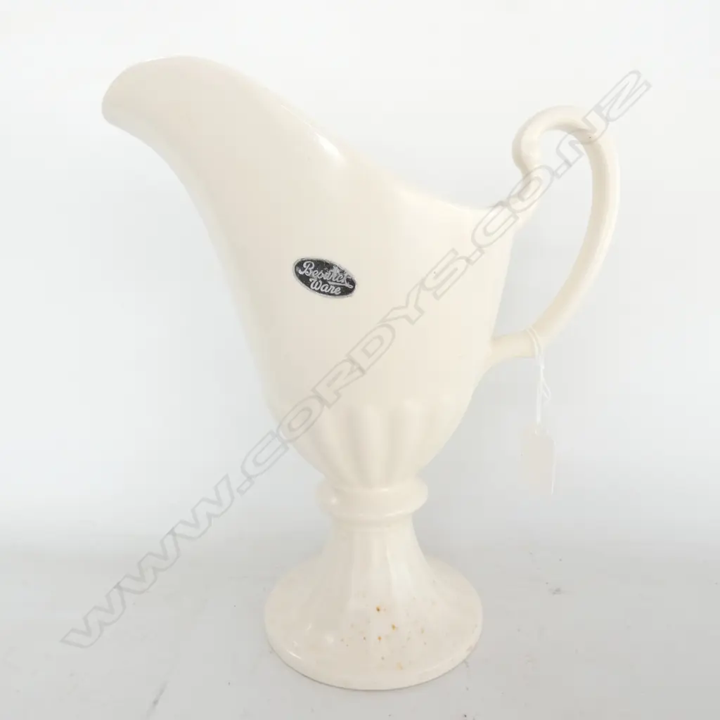LARGE WHITE BESWICK PITCHER, H. 270MM Image 1++