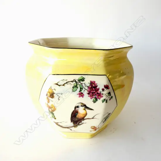 L & SONS YELLOW LUSTRE WARE KOOKABURRA JARDINIERE H 180MM