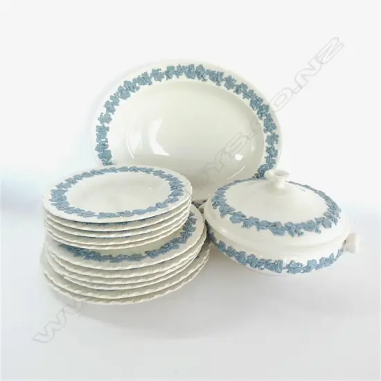 WEDGWOOD QUEENS WARE PART DINNER SET...