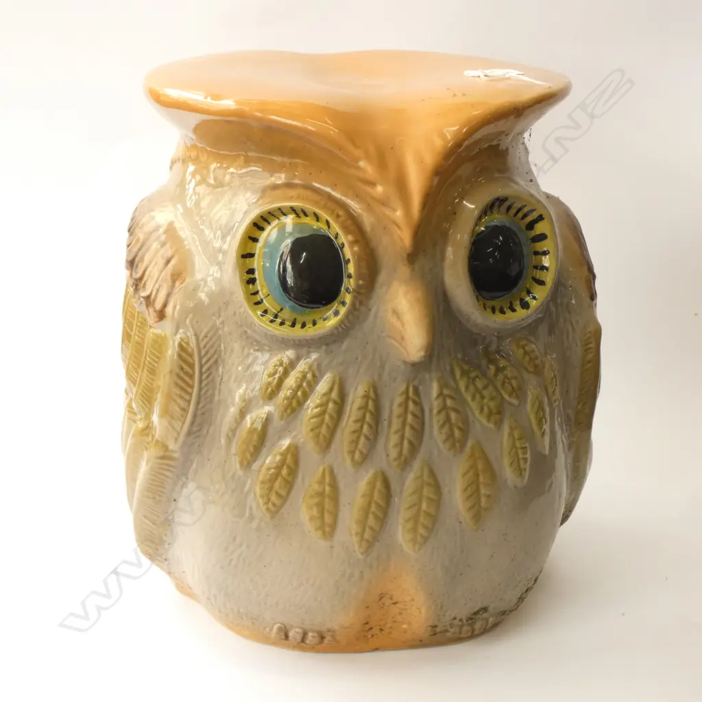 LARGE CERAMIC OWL OUTDOOR SEAT H. 360MM Image 1++