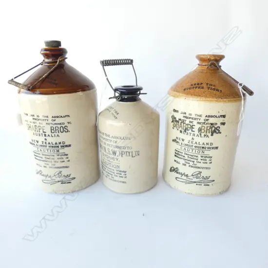  3 CROCKS,  H. 375MM