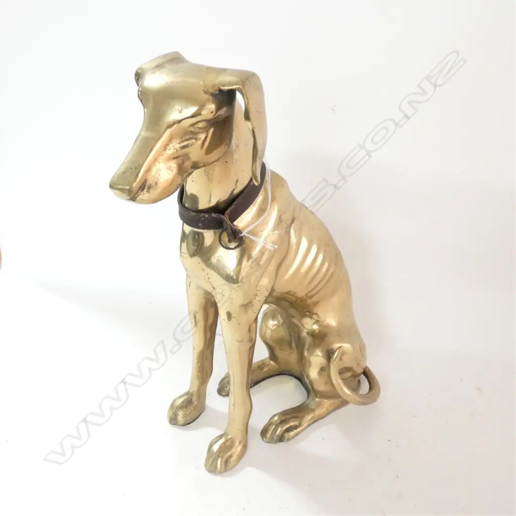 HEAVY CAST BRASS SEATED DOG SCULPTURE H.295mm Image 1++
