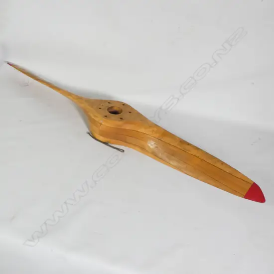 VINTAGE MODEL AREPLANE PROPELOR L.1125mm