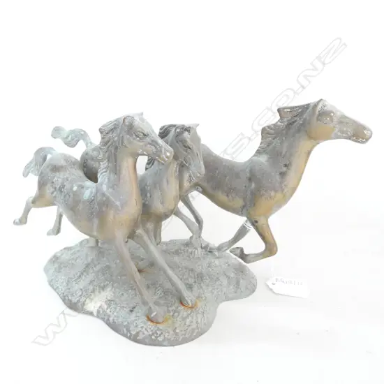 3 BRASS HORSES ORNAMENT L. 340MM