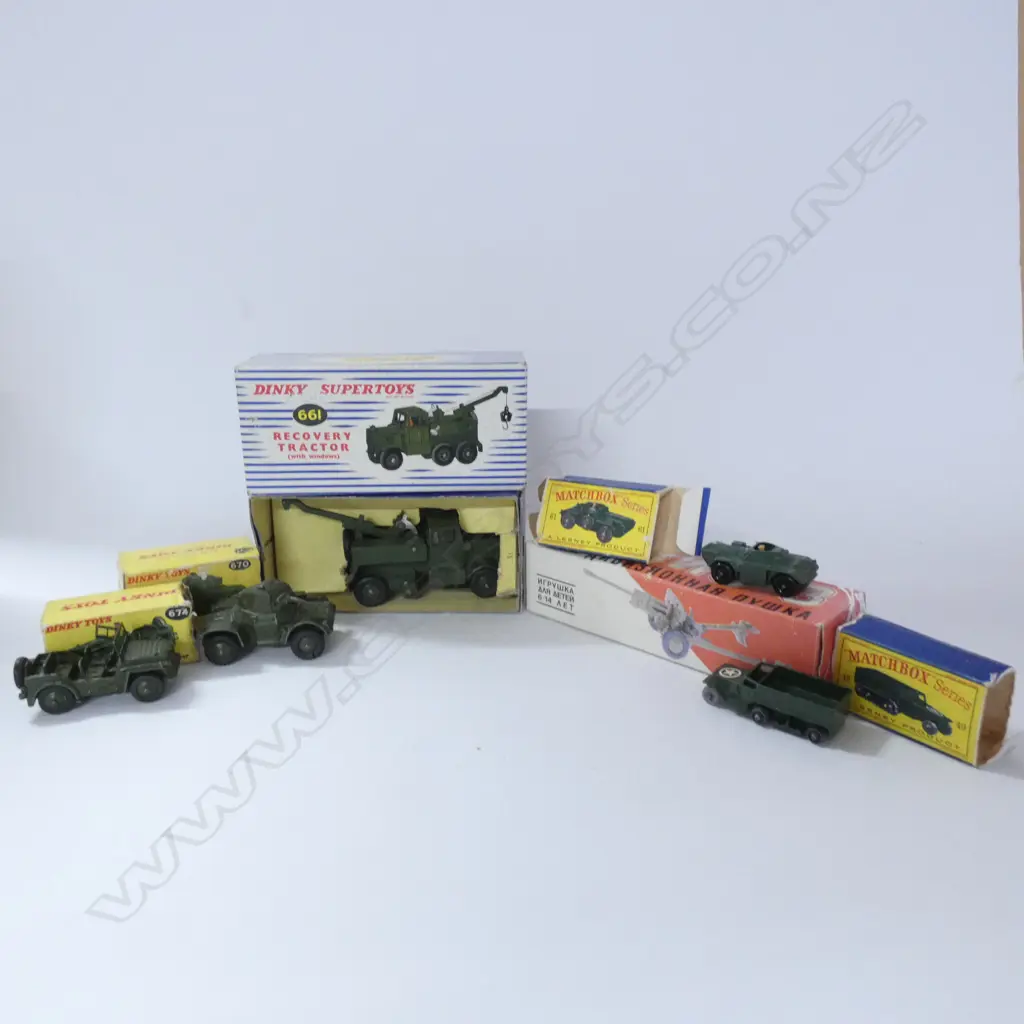 SIX DINKY, MATCHBOX & RUSSIAN DIE CAST MILITARY VEHICLES  Image 1++