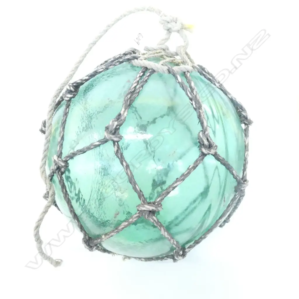 LARGE VINTAGE JAPANESE FISHING FLOAT WITH NETTING 35-40CM Image 1++