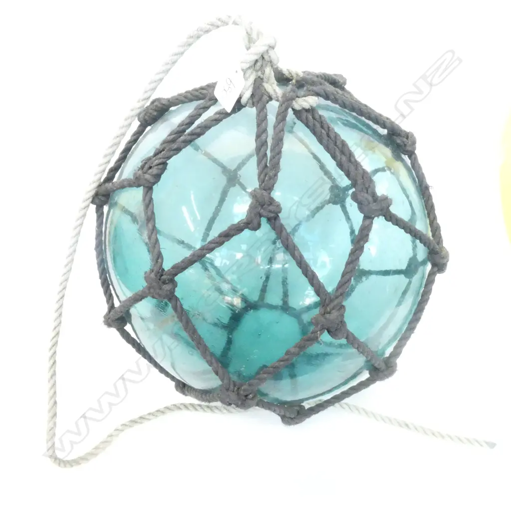 LARGE VINTAGE JAPANESE FISHING FLOAT WITH NETTING 35-40CM Image 1++