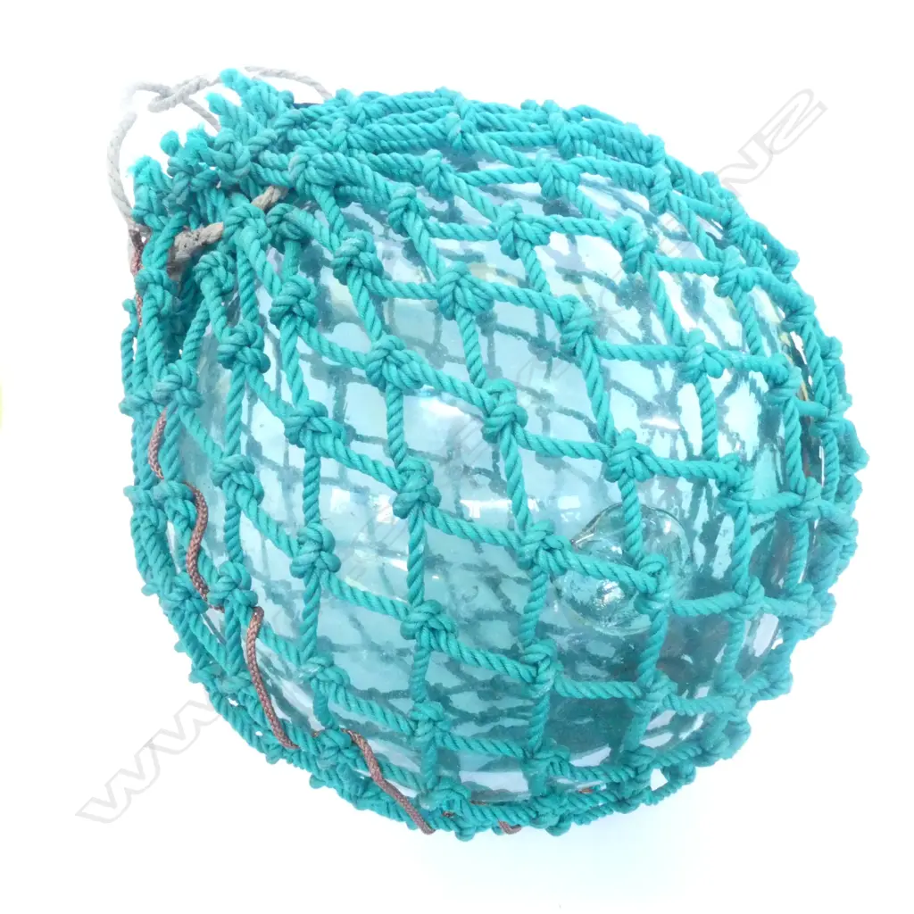 LARGE VINTAGE JAPANESE FISHING FLOAT WITH NETTING 35-40CM Image 1++