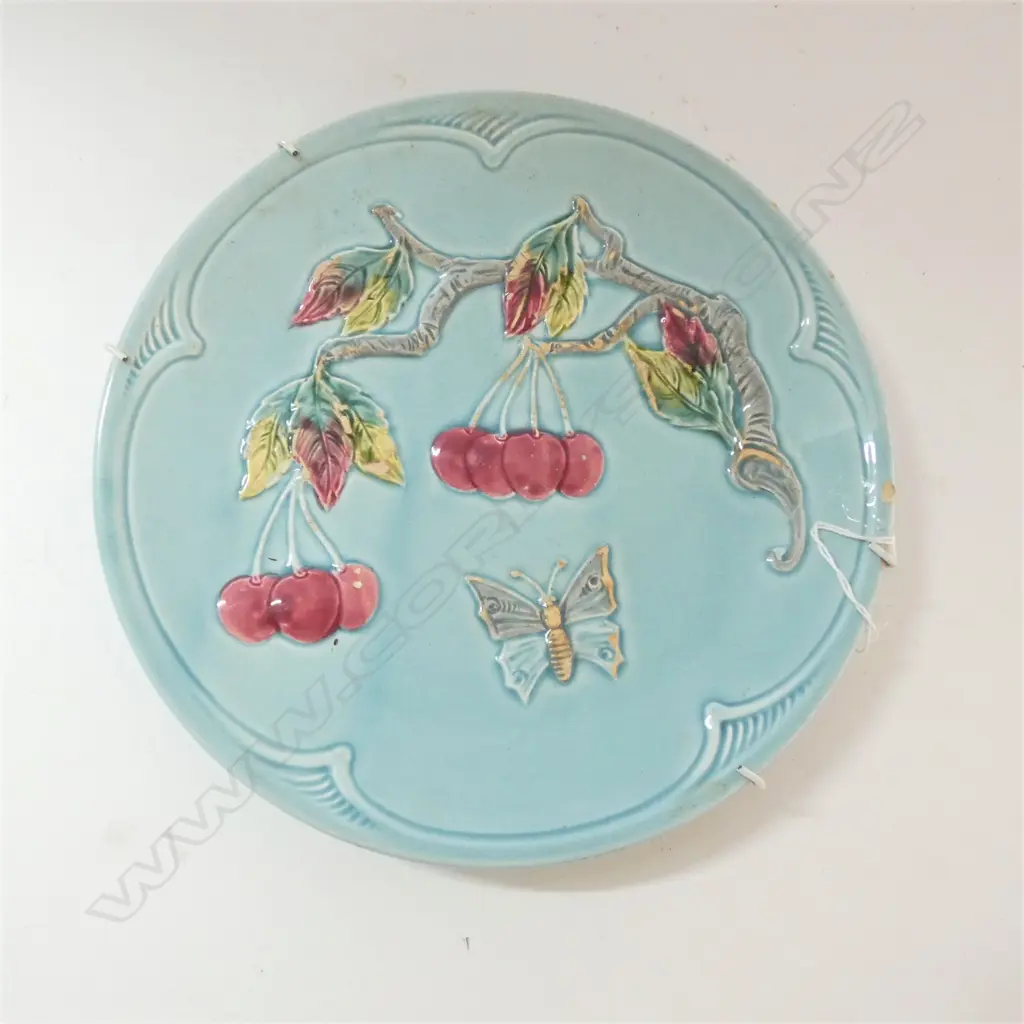 WEST GERMAN MAJOLICA PLATE - CHERRIES & BUTTERFLY W. 230MM Image 1++