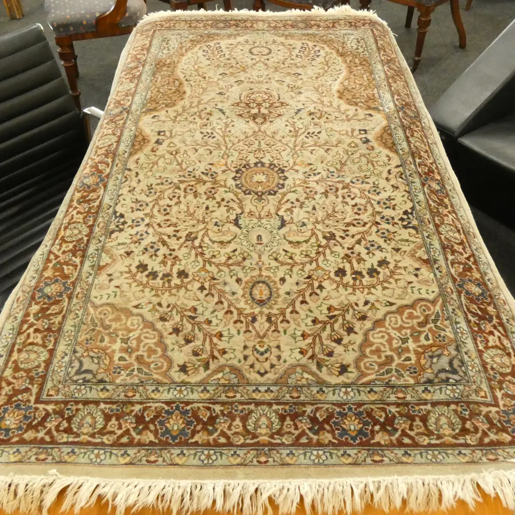 HAND KNOTTED WOOL ON COTTON RUG 1600 X 980MM Image 1++