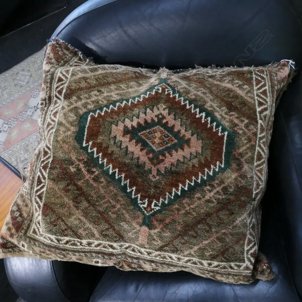 LARGE KELIM FLOOR CUSHION 680 X 640MM  Image 1++
