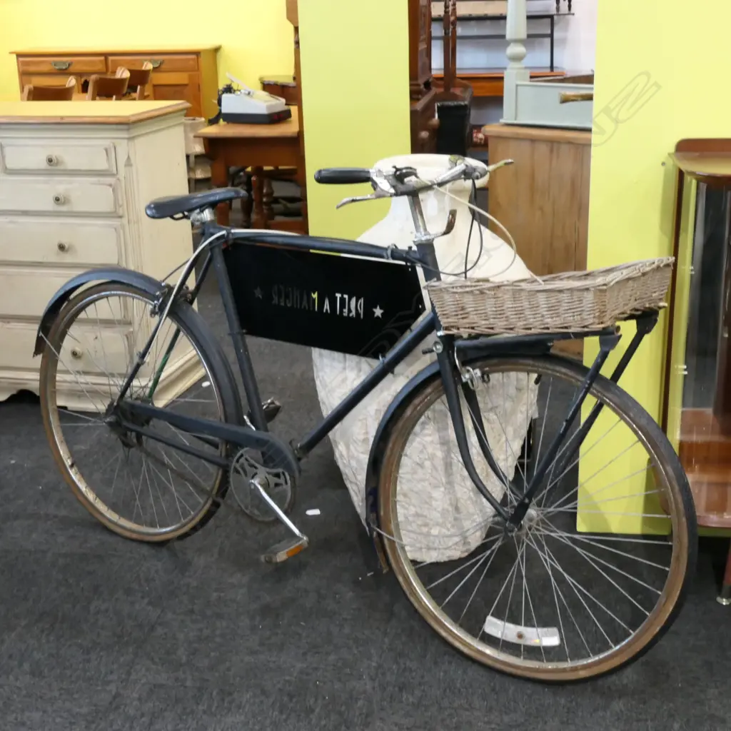 'PRET A MANGER' DELIVERY BICYCLE L. 1.6M Image 1++