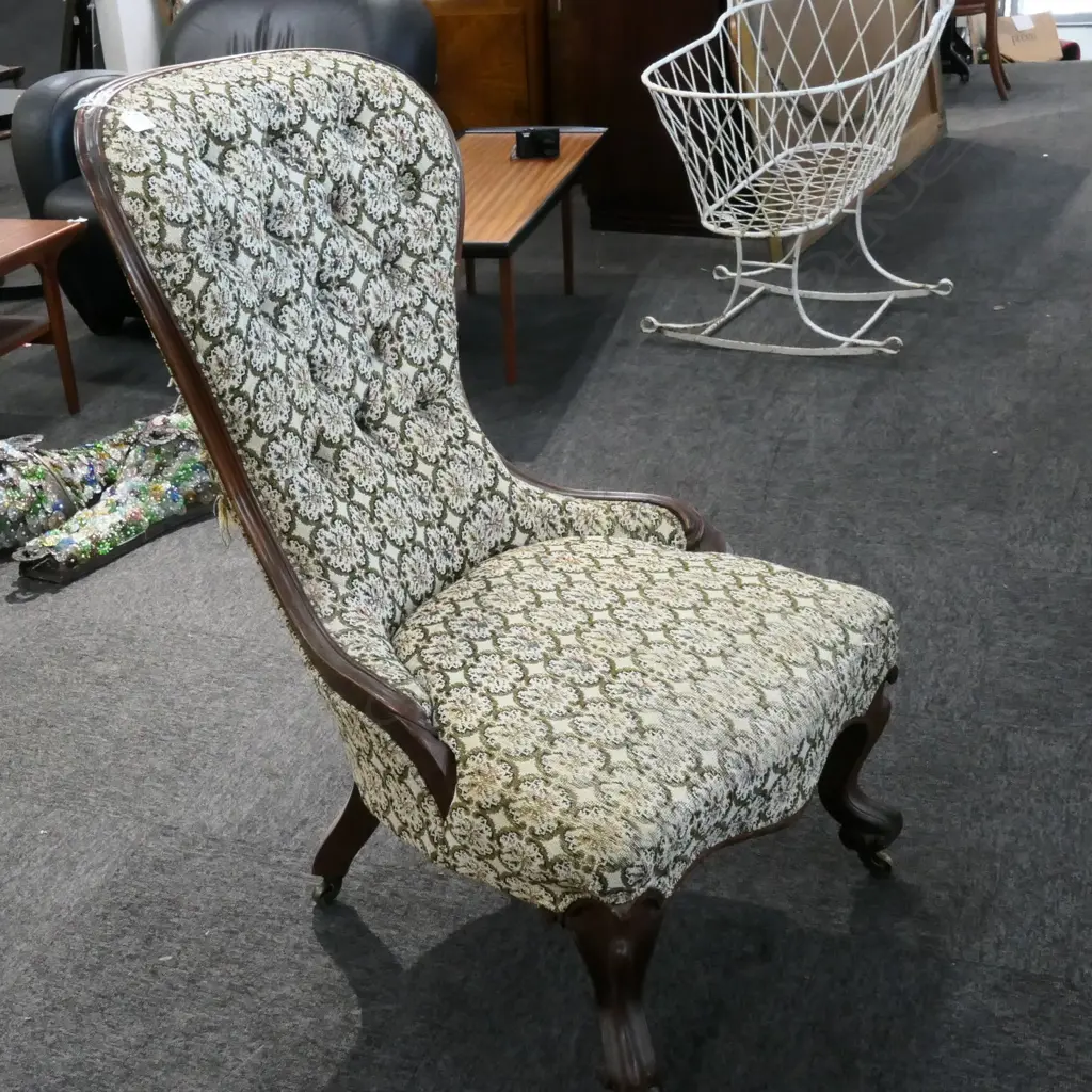 TAPESTRY VICTORIAN GRANDMOTHER CHAIR H. 960MM Image 1++