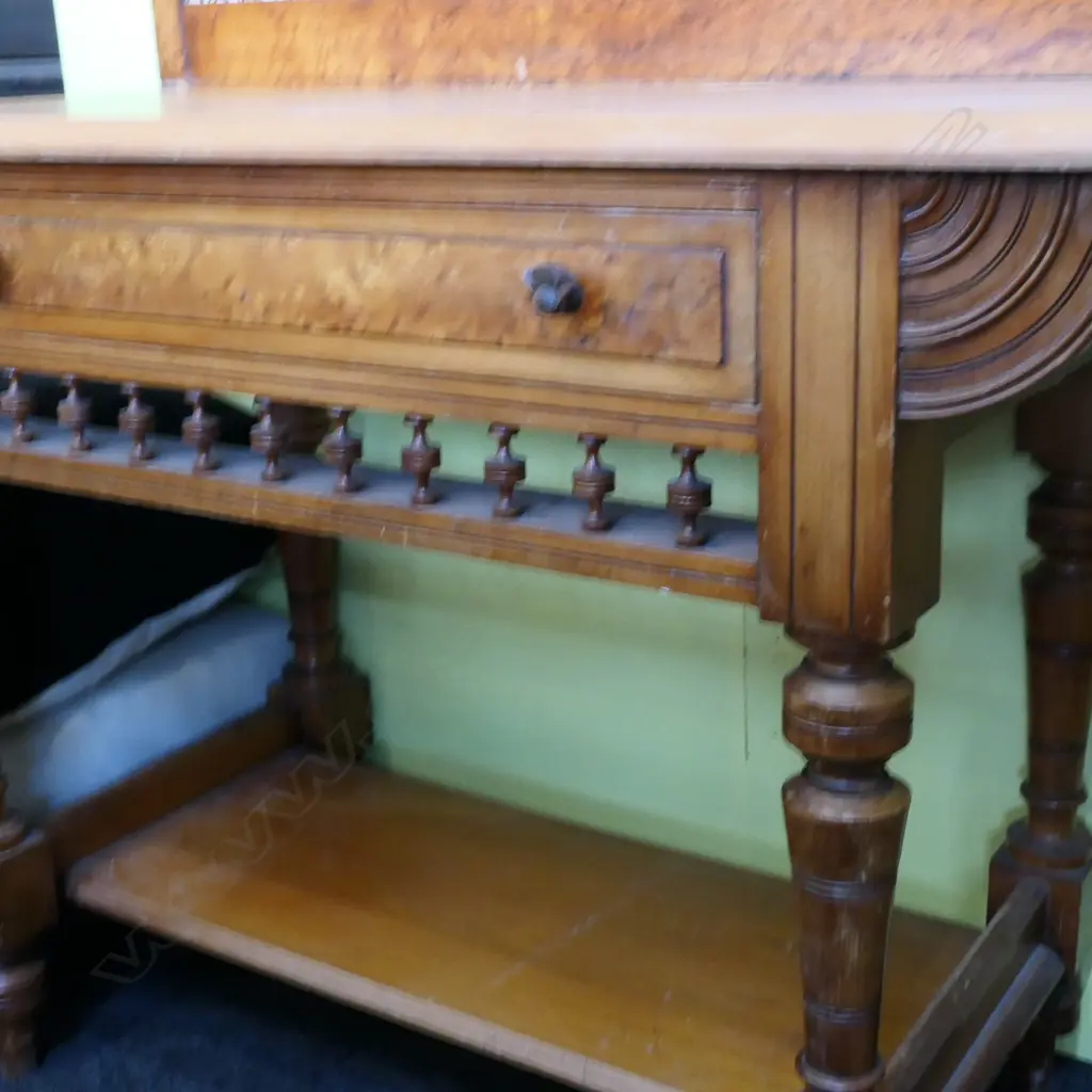 COLONIAL KAURI WASHSTAND, TILE BACK, 1060 X 480 X 113mm Image 1++