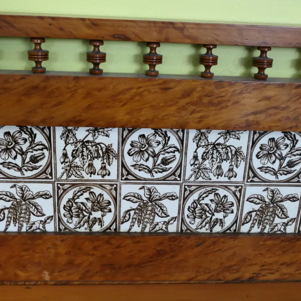 COLONIAL KAURI WASHSTAND, TILE BACK, 1060 X 480 X 113mm Image 1++
