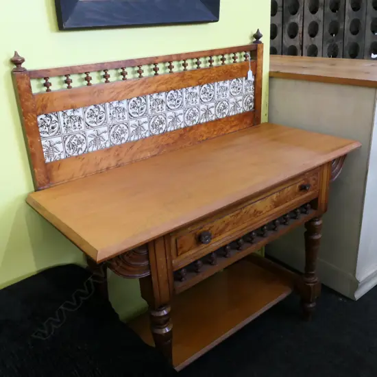 COLONIAL KAURI WASHSTAND, TILE BACK, 1060 X 480 X 113mm