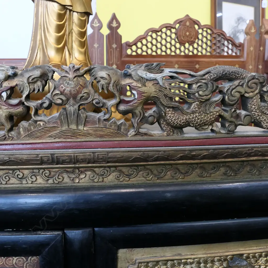 BLACK & GOLD ORIENTAL CORNER CABINET H. 1620MM Image 1++