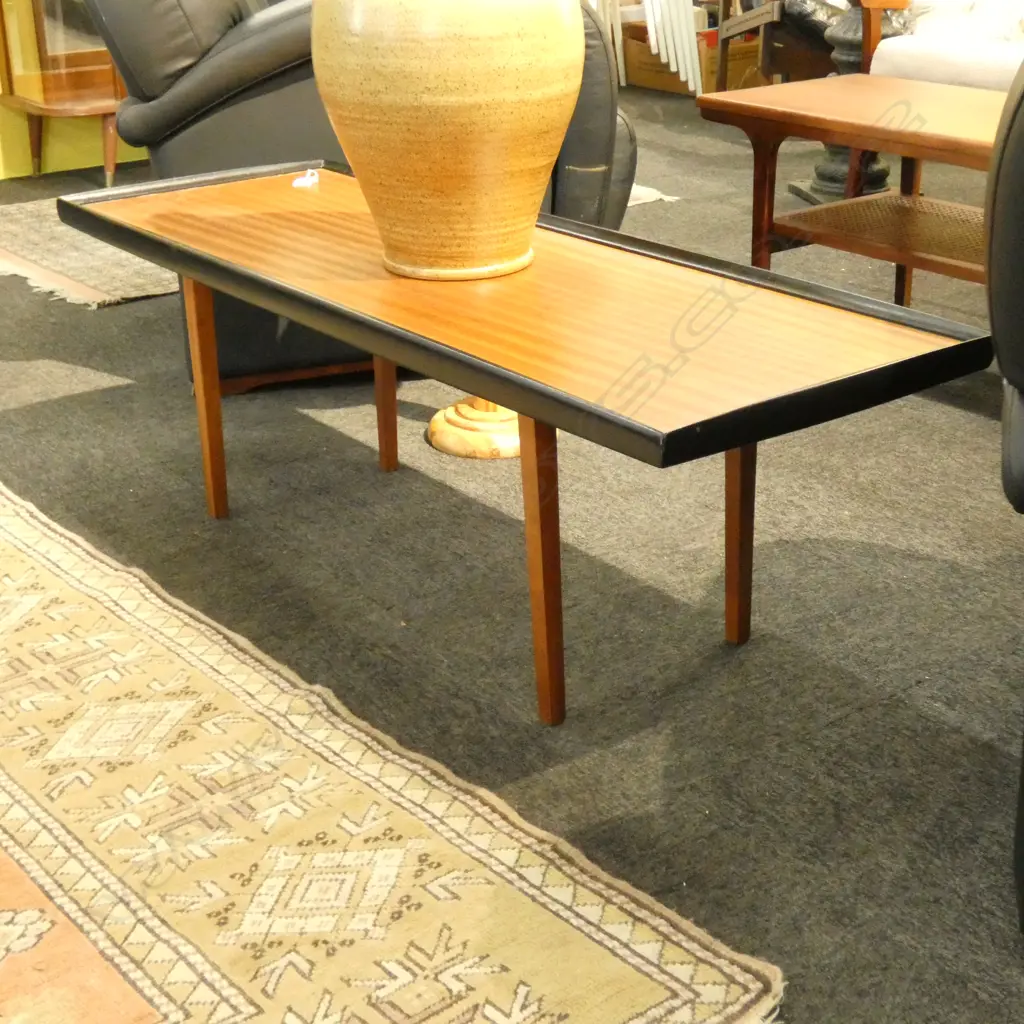 MID CENTURY MAHOGANY COFFEE TABLE L. 1220MM Image 1++