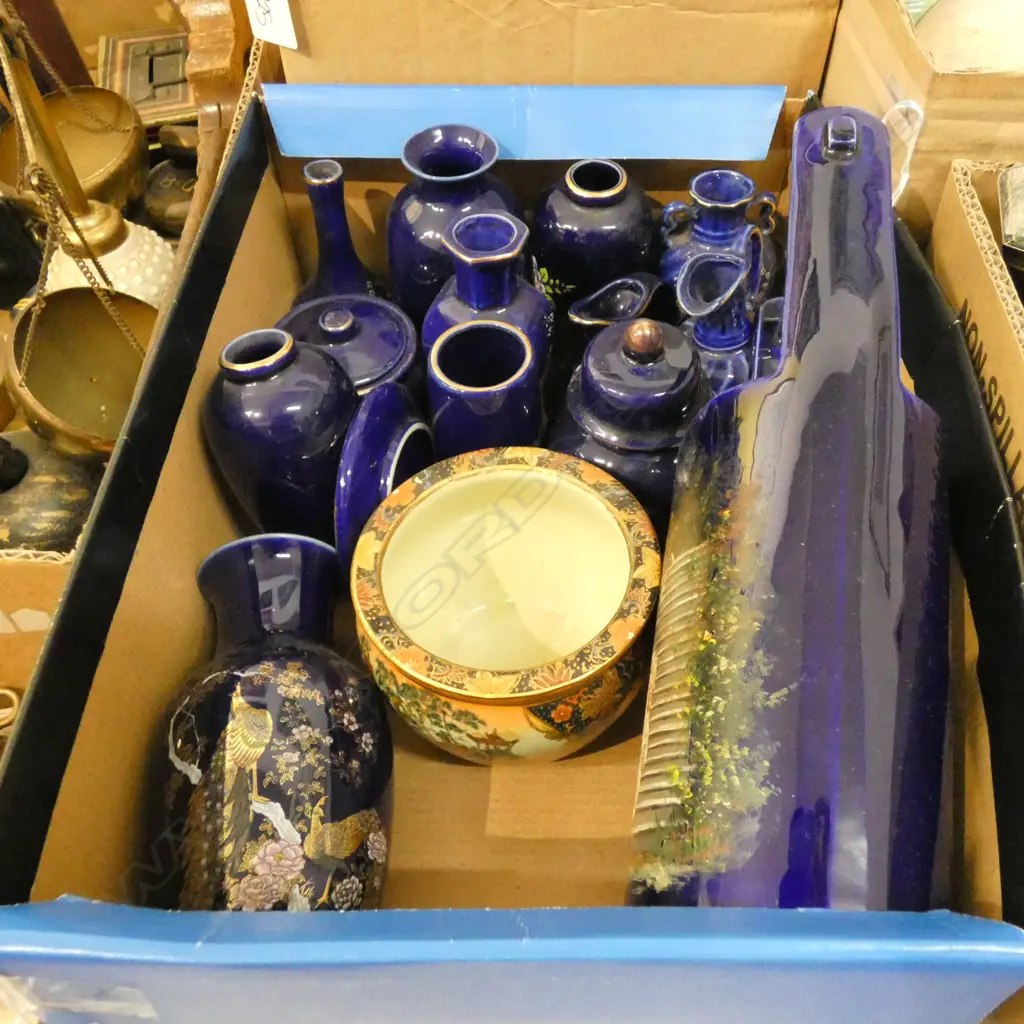 BOX LOT BLUE CERAMICS  Image 1++
