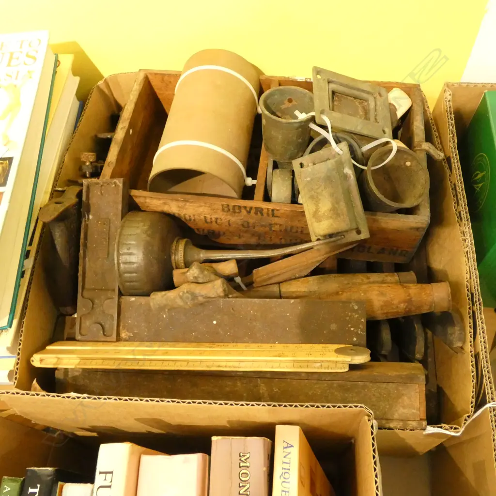 BOX LOT ASST. WOODEN PLANES, WHEELS ETC Image 1++