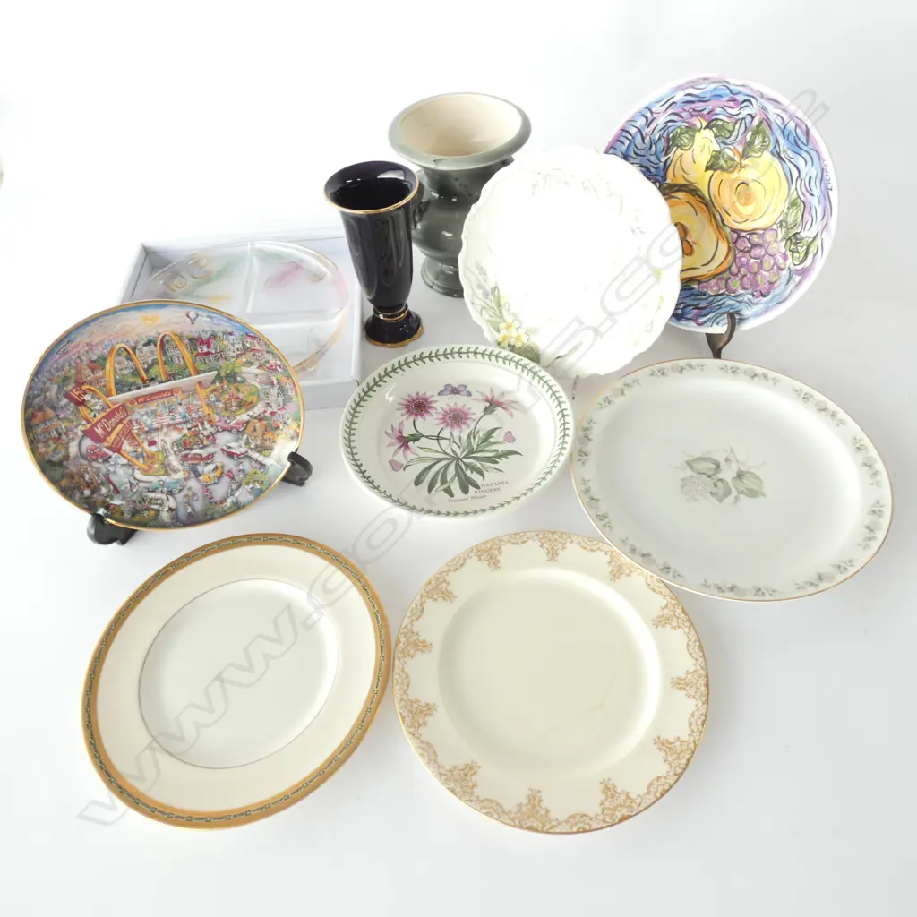 BOX ASSORTED PLATES & VASES Image 1++