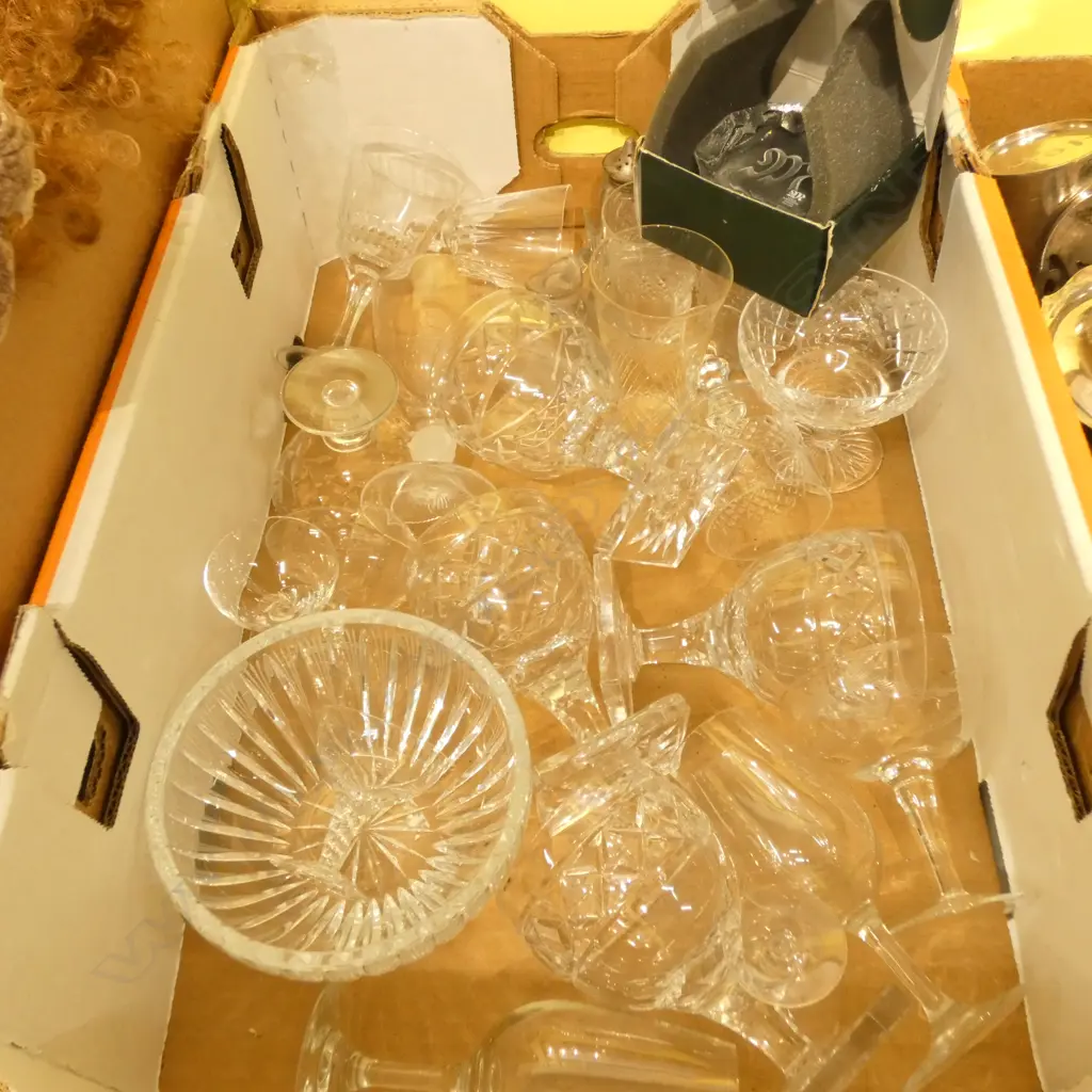 BOX LOT ASST. CRYSTAL  Image 1++