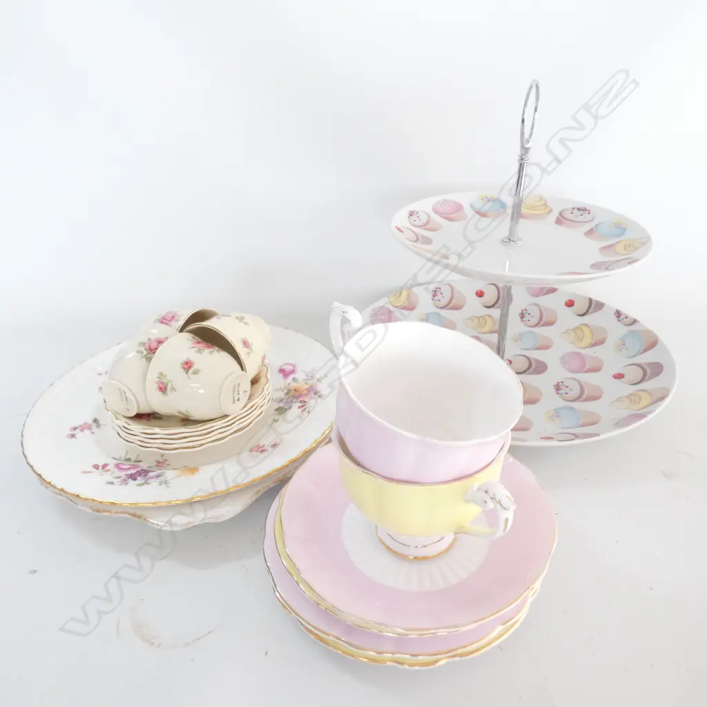 GOOD BOX LOT ASSORTED CHINA, CAKE STAND, TRIOS, RCD PLATE, ETC. Image 1++