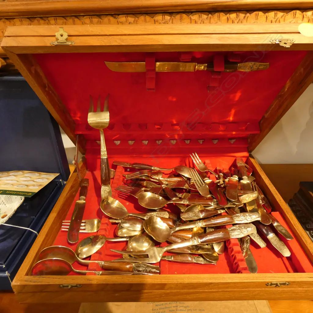 CANTEEN THAI CUTLERY Image 1++