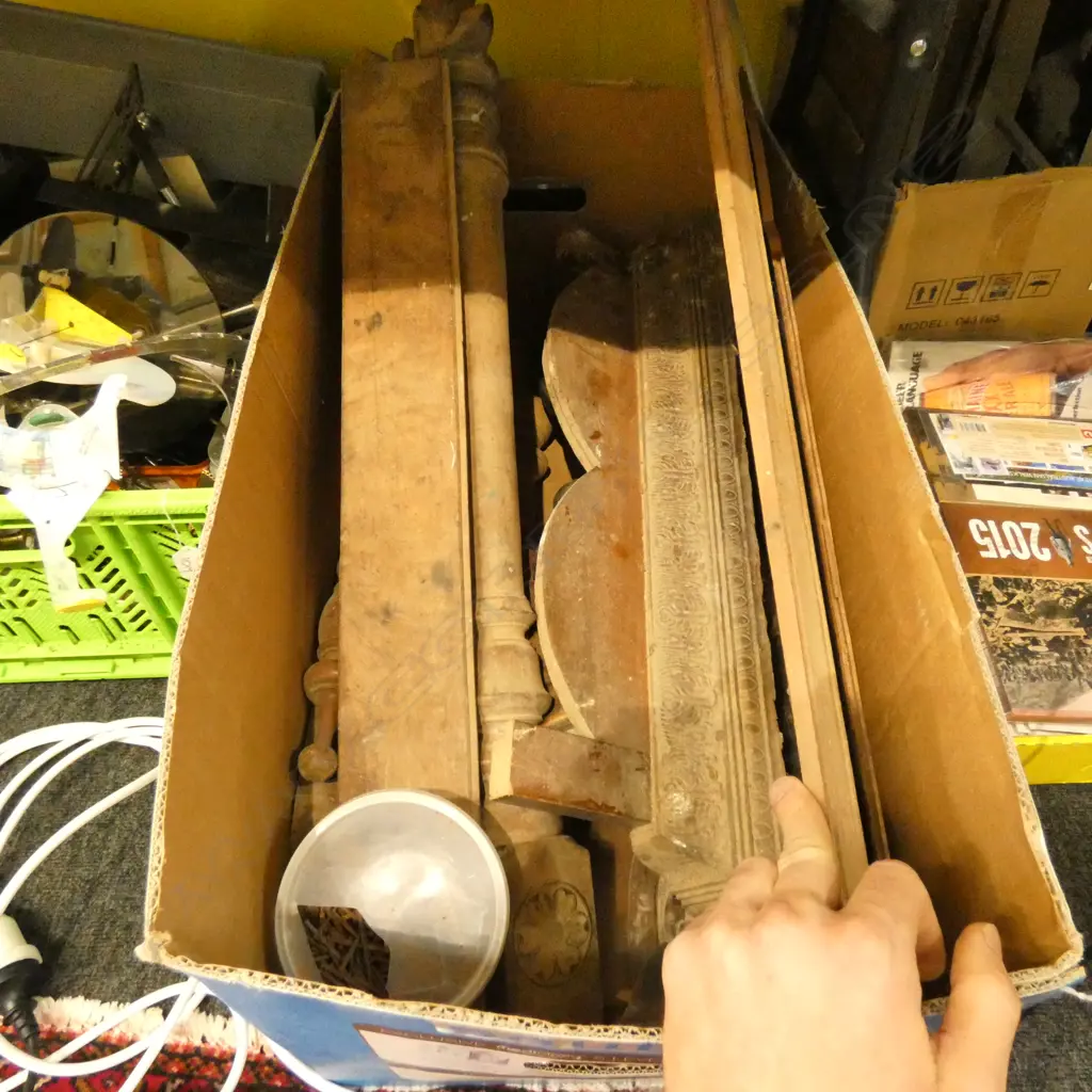 BOX LOT ASST. WOODEN EARLY 20thC ARCHITECTURAL / FURNITURE PCES CHIP CARVING PANEL, PEDIMENTS ETC  Image 1++