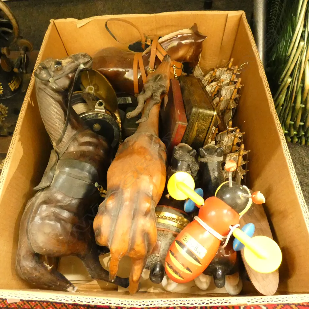 BOX LOT ASST. HORSE DECANTERS, BUZZY BEE Image 1++