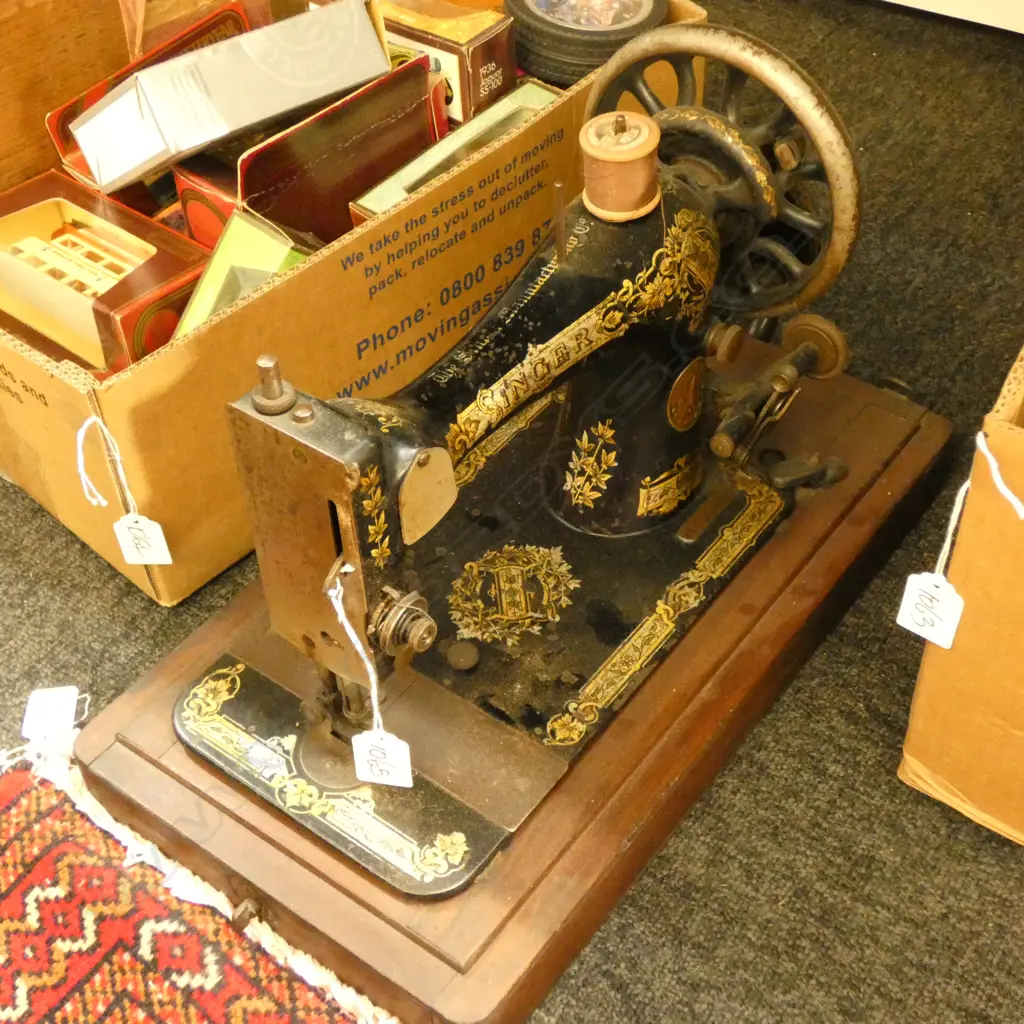 SINGER SEWING MACHINE L. 440MM Image 1++