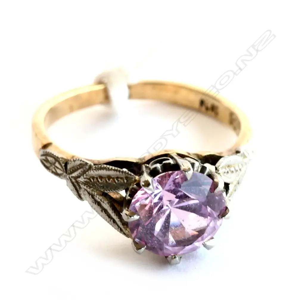9CT GOLD & PINK STONE (CZ) ?  RING. Image 1++