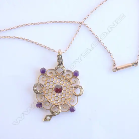 EDW 9ct SEED PEARL COLOURED STONE PENDANT