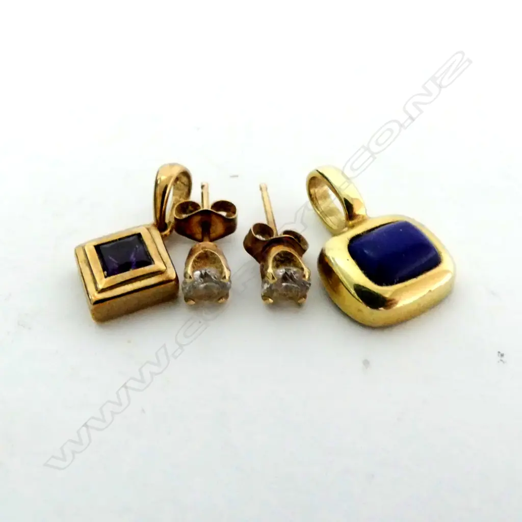 ASST 9CT/14CT GOLD EARRINGS & PENDANTS Image 1++