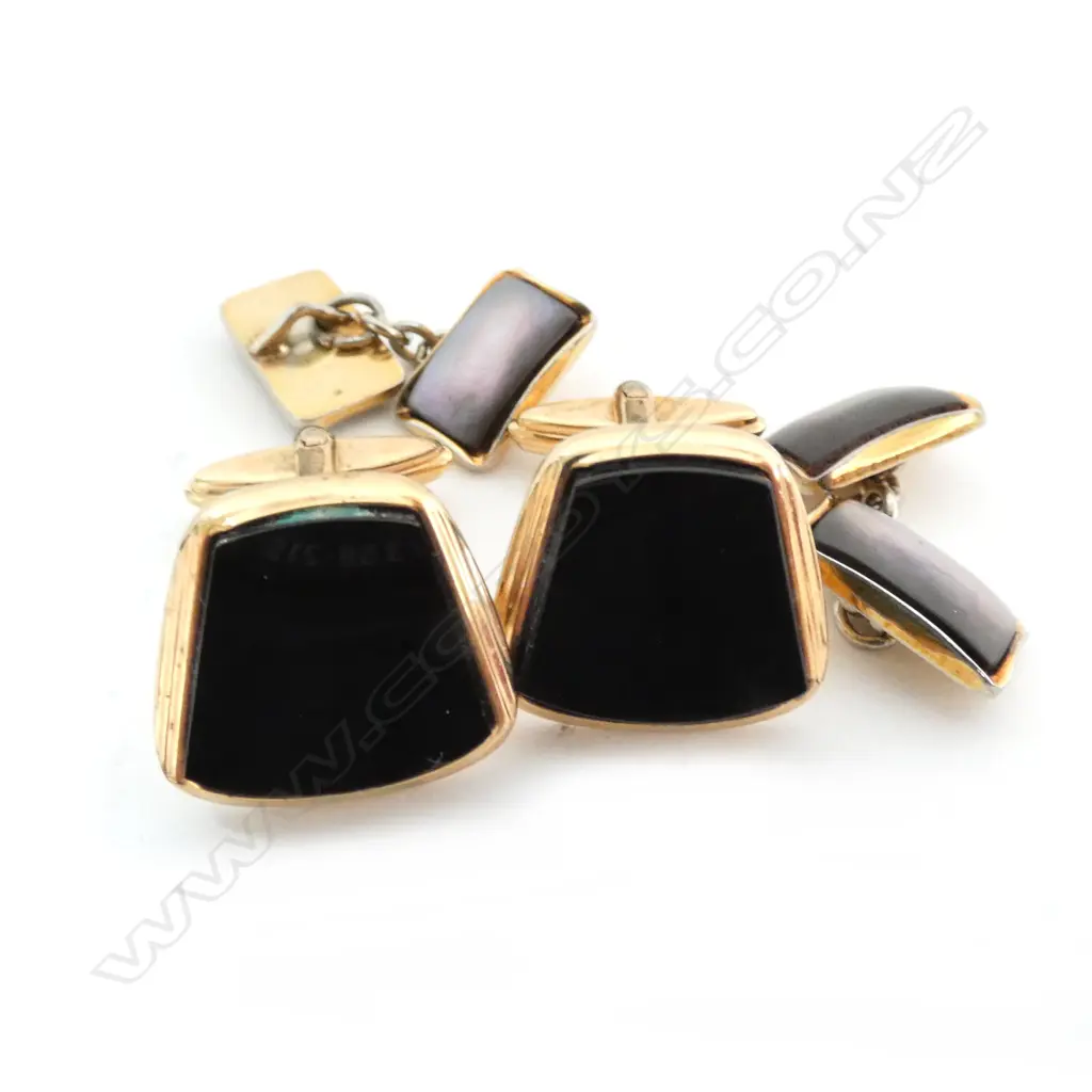 TWO PAIRS GOLD PLATED CUFFLINKS NAT. ONYX & MOP Image 1++
