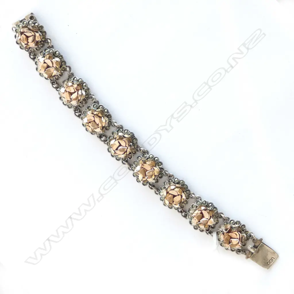 800 SILVER VINTAGE BRACELET SCULPTED FLORAL LINKS Image 1++