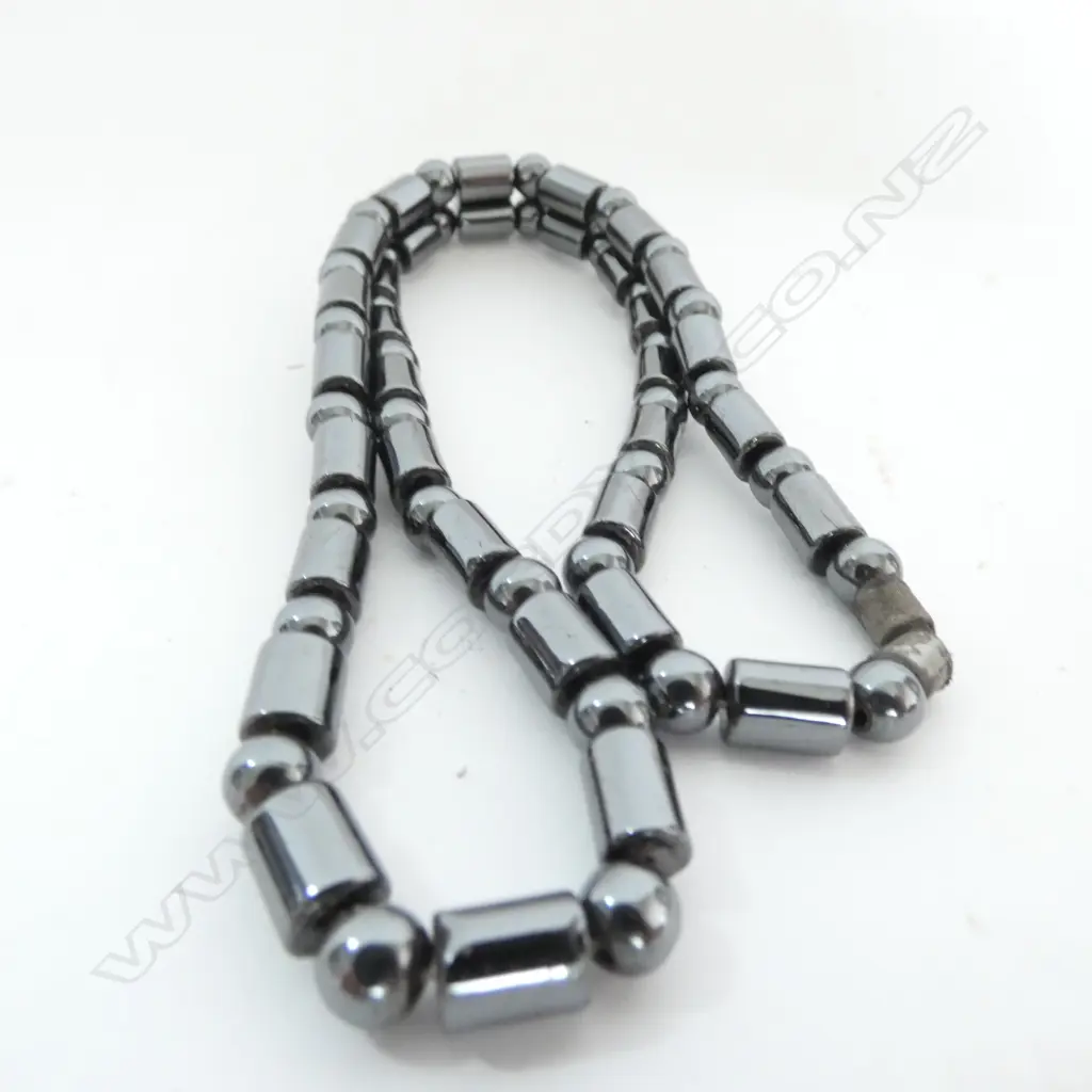 HEMATITE NECKLACE  Image 1++