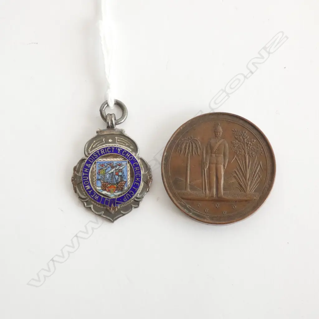 Medals: NZ Rifle Assoc., 1932 New Plymouth Cricket Club, Image 1++