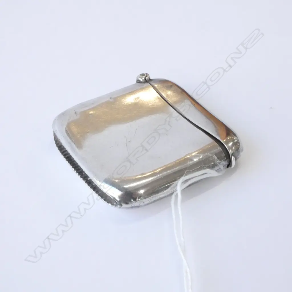 STERLING SILVER VESTA, BIRMINGHAM, 1907, 28GMS Image 1++