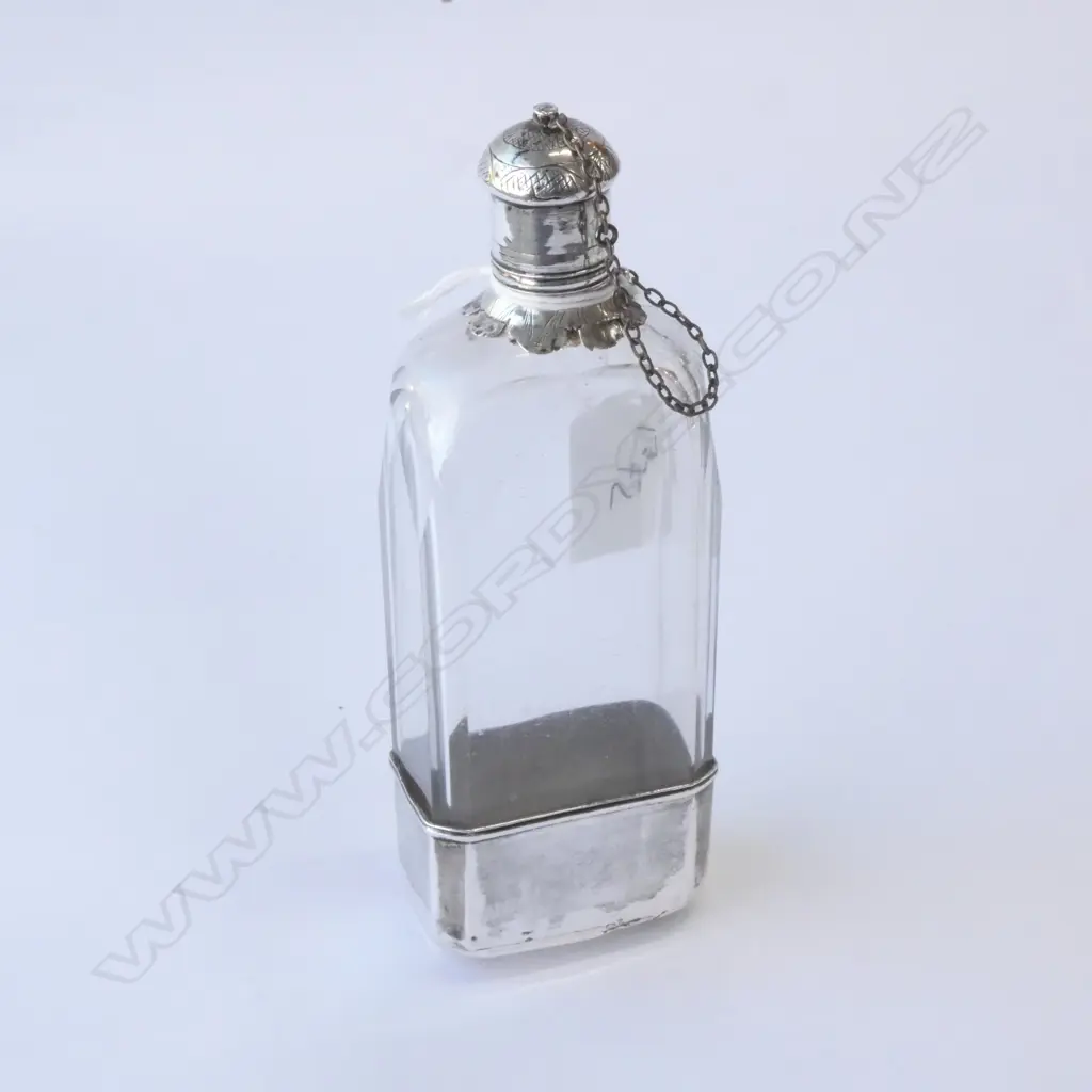 STERLING SILVER CASED GLASS FLASK, L. 150MM Image 1++