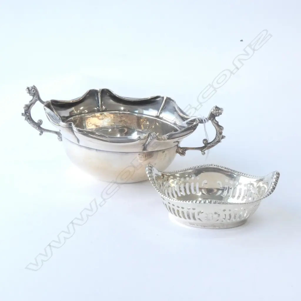 SILVER SUGAR BOWL (B'HAM 1909) & SMALL AMERICAN SILVER BONBON, TOTAL 110gm Image 1++