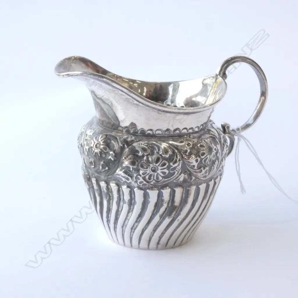 VICT SILVER CREAM JUG, BIRMINGHAM 1892 by MNATHAN & HAYES. 52gm Image 1++