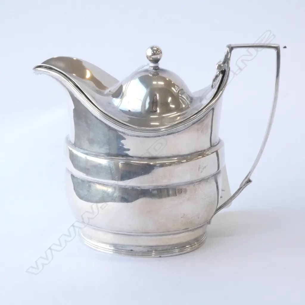 SILVER GEORGIAN-STYLE LIDDED MILK JUG, CHESTER, 1906 by HENRY NEWTON VEITCH. 218gm Image 1++