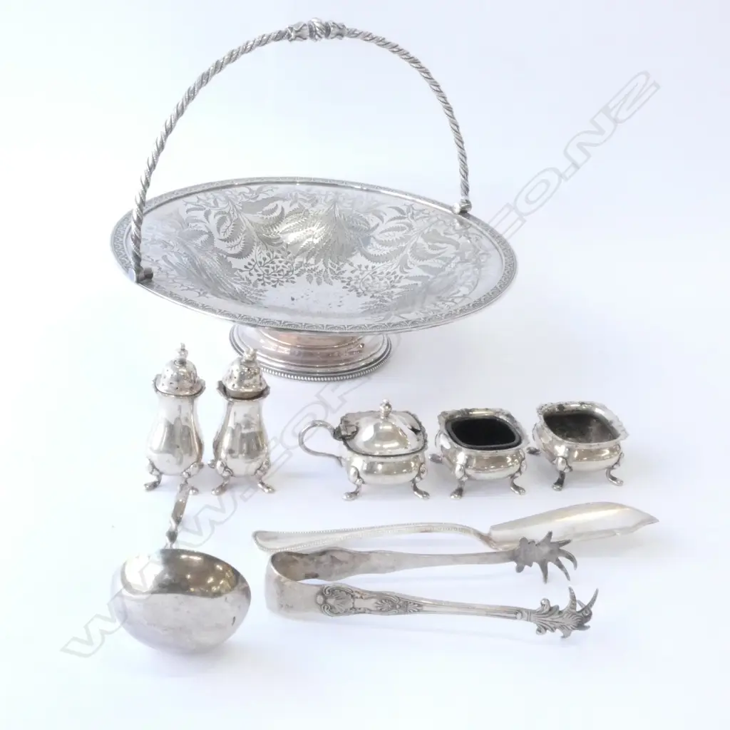 SILVER PLATE DISH & OTHER ASSORTED EP ITEMS Image 1++