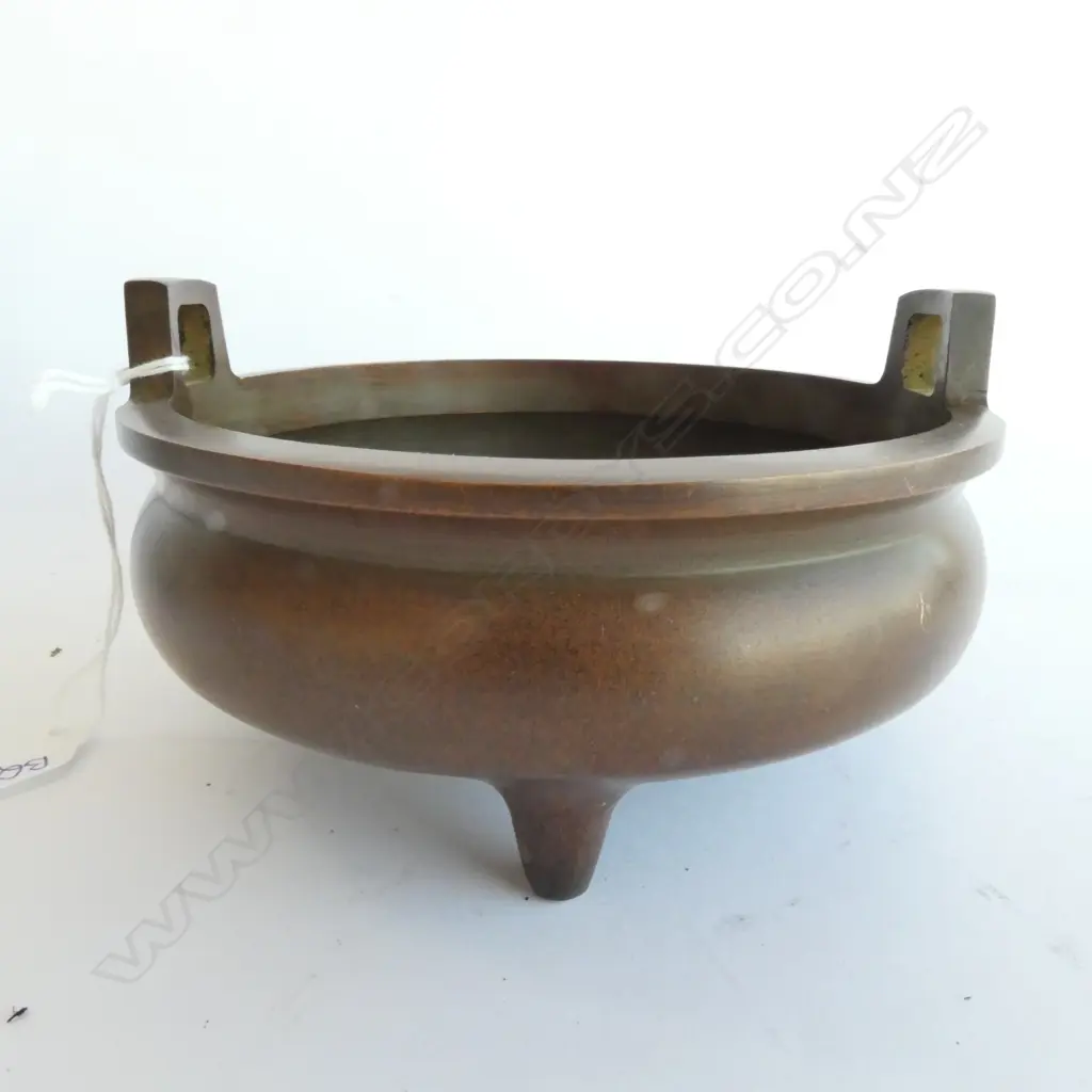 CHINESE BRONZE INCENSE BURNER, DIA. 150MM Image 1++